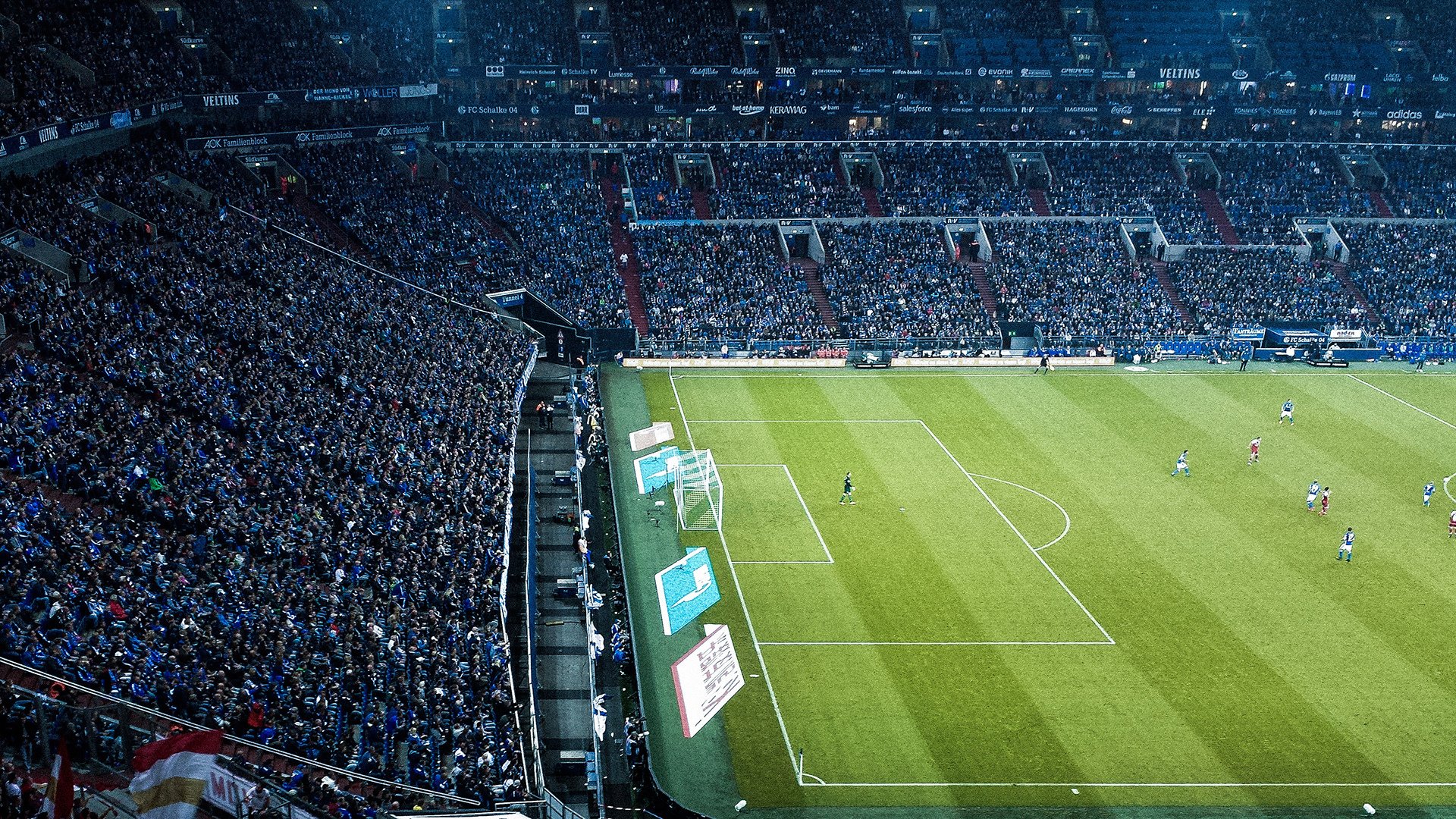 多支球队晋级欧锦赛淘汰赛，战局渐趋激烈，欧锦赛淘汰赛分组